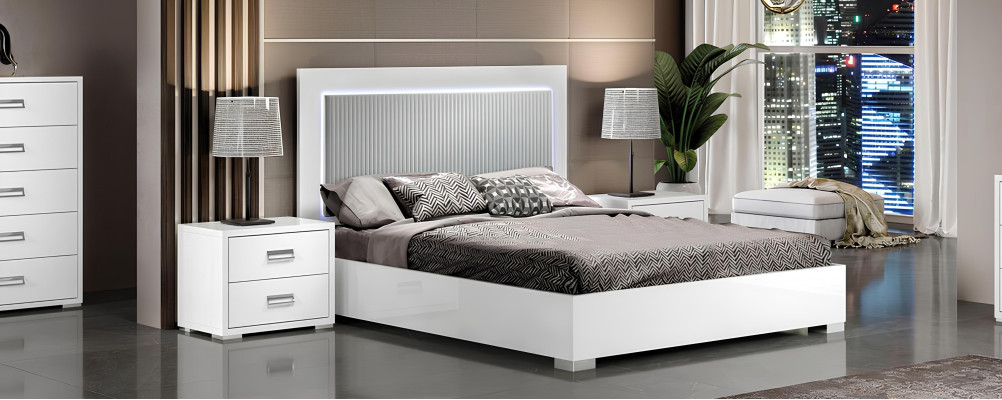 Set di mobili da camera da letto con letto, comodino, comò e specchio 6 pezzi in legno bianco
