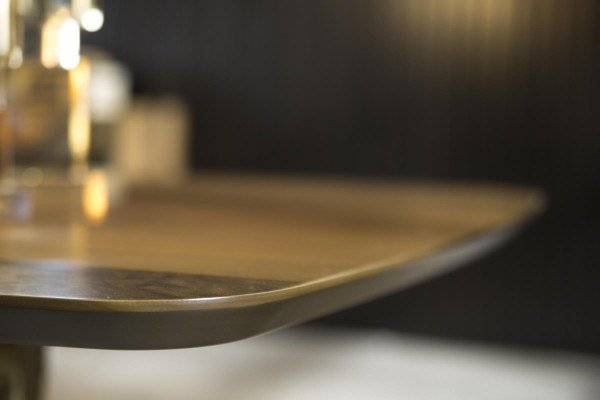 Set da pranzo tavolo con 4 sedie mobili in legno