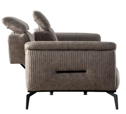 Elegante set di divani 3+3, paesaggio abitativo elegante e spazioso