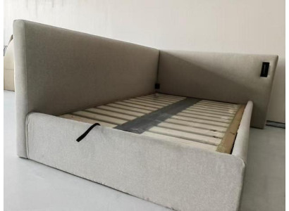 Letto imbottito beige in tessuto stile moderno hotel con illuminazione LED e testata angolare look lusso