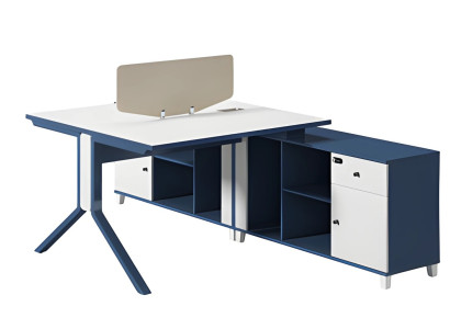 Scrivania blu e bianca con divisorio, spazio di archiviazione e gambe in metallo moderne