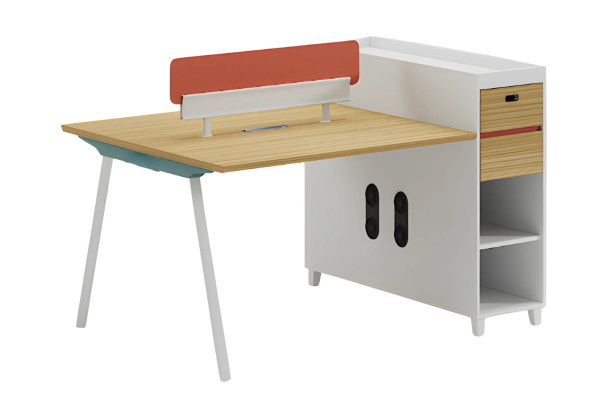 Scrivania in legno con schienale, spazio di archiviazione e ripiani, design moderno