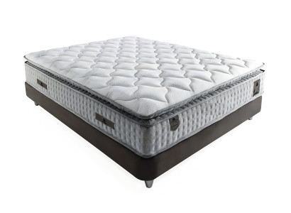 Letto in tessuto grigio moderno con materasso dal design elegante