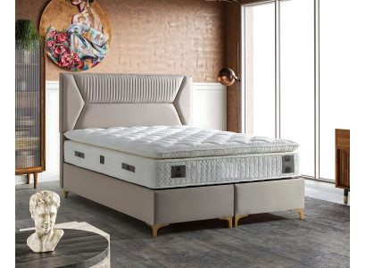 Letto elegante beige con materasso in tessuto e legno