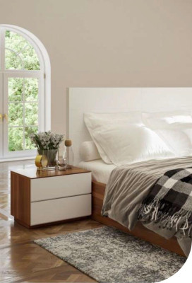 Set camera da letto bianco-marrone con mobili in legno di lusso, letto, comodini, comò