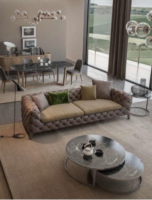 Chesterfield divano a 4 posti color grigio talpa Moderno Nuovo.