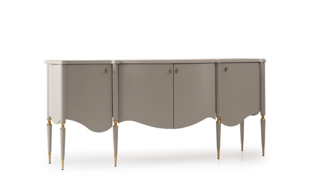 Mobile buffet in legno beige per sala da pranzo.