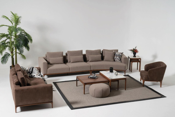 Sedia di lusso monoposto in pelle marrone per salotto da designer