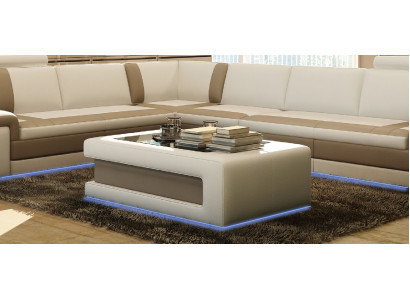 Tavolino design imbottito per soggiorno moderno con divano.  