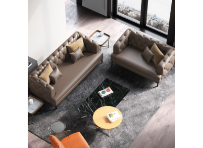 Set di divani Chesterfield marroni 3+2 posti 2 pezzi. Set di cuscini decorativi per divani designer.