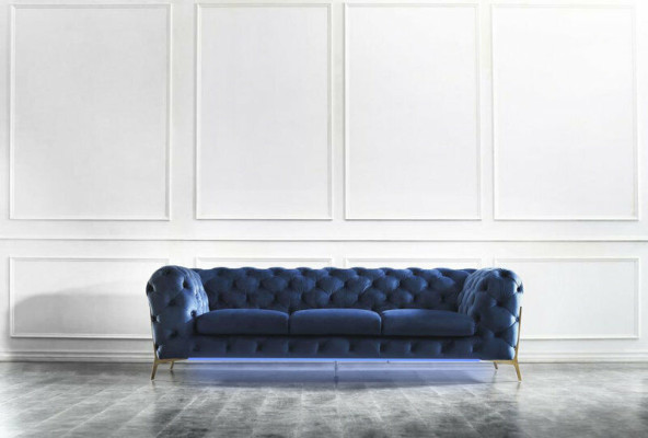 Chesterfield Divano di design di lusso in tessuto di velluto.