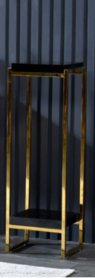 Tavolo console in acciaio inossidabile di design.