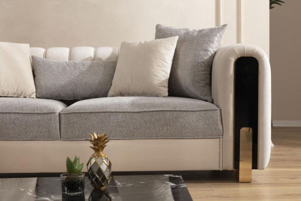 Divano a tre posti bianco di lusso, design moderno in acciaio inossidabile, mobili da soggiorno.
