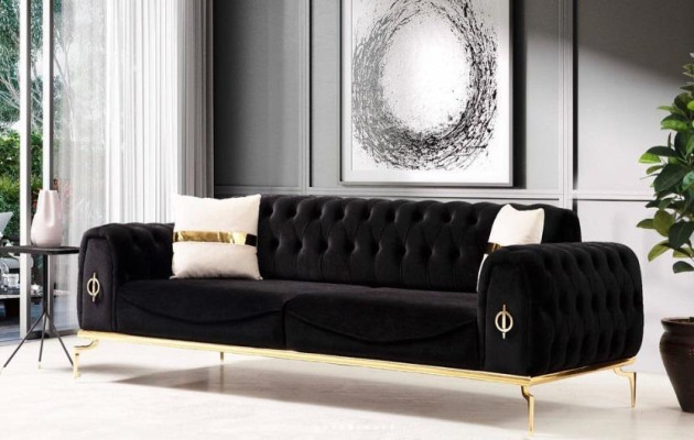 Elegante set di divani Chesterfield in acciaio inox.