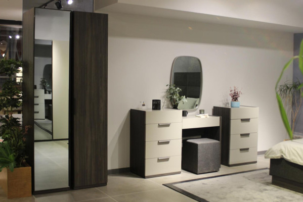 Vanity con specchio Trucco Camera da letto Design Mobili in legno 2 pezzi Nuovo