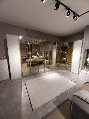 Lussuoso set da camera da letto letto + 2 comodini armadio in legno nuovo