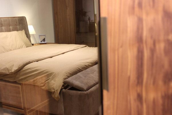 Set da camera da letto letto + 2 comodini Comò Armadio Set di lusso Nuovo