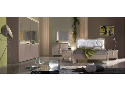 Letto 2x Comodini 6 pezzi Camera da letto Set Design Moderno Mobili di lusso Nuovo