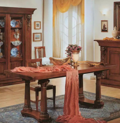 Set da sala da pranzo, tavolo da pranzo, cassettiera, vetrina, specchio, mobili classici di lusso