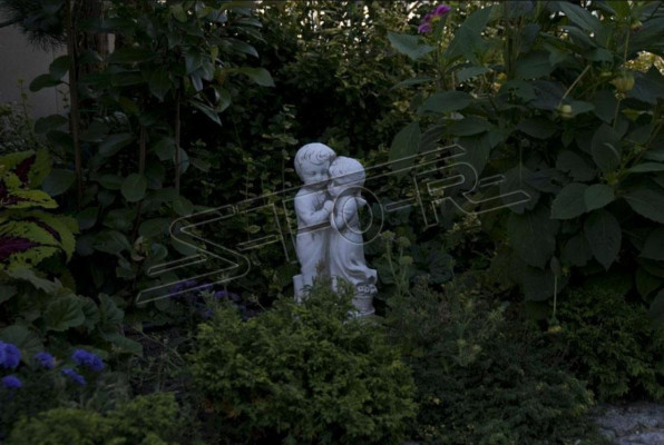 Statua di design di figura da giardino di 40 cm per bambini.