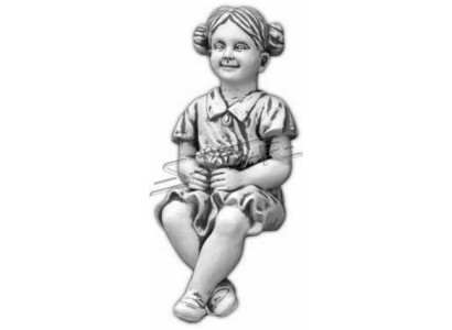 Ragazza figura seduta statua sculture statue giardino.