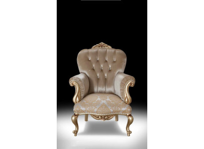 Poltrona classica con decorazione beige e design Chesterfield per il soggiorno.