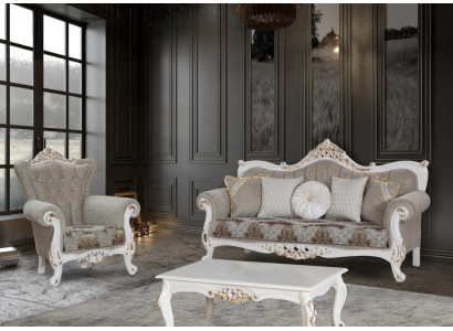 Splendida poltrona in stile classico per il soggiorno con motivi brillanti.