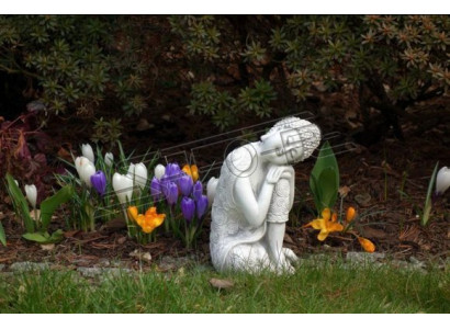 Scultura decorativa di Buddha in stile pietra. Grande scultura per il giardino.