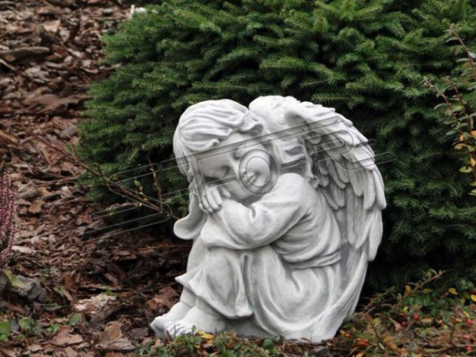 Decorazione del giardino, statua dell'angelo, scultura, figure, sculture.