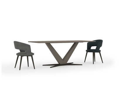 Tavolo da pranzo completo con sedie, arredamento sala da pranzo design moderno mobili.