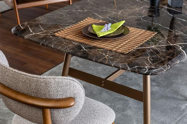 Tavolo da pranzo, gruppo di sedie da pranzo, sedie da pranzo, credenza, set da 7 pezzi in marmo nero.