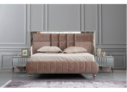 Set da camera da letto di lusso esclusivo con comodino marrone pregiato.