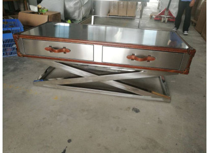 Tavolino vintage da salotto in alluminio, tavolo da caffè effetto aereo.