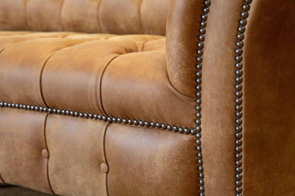 Divano 4 posti Chesterfield imbottito Design lussuoso in legno nuovo