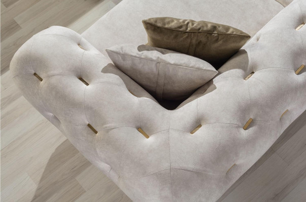 Sofà Chesterfield design a due posti colore bianco per soggiorno di lusso