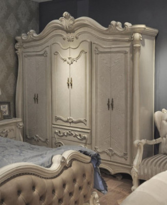 Stile classico antico Armadio in legno guardaroba Camera da letto Barocco