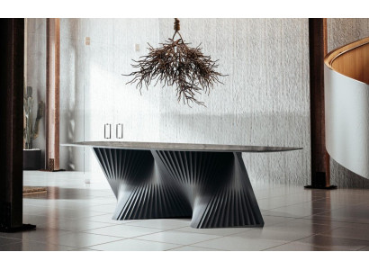 Tavolo da pranzo di lusso in legno nero per sala da pranzo.