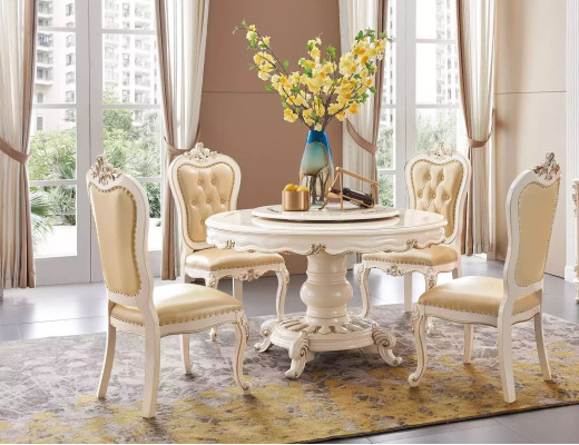 Classico set da sala da pranzo beige chiaro con tavolo da pranzo rotondo di lusso e x4 sedie Chesterfield. Set di 5 pezzi.