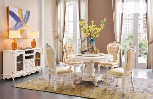 Classico set da sala da pranzo beige chiaro con tavolo da pranzo rotondo di lusso e x4 sedie Chesterfield. Set di 5 pezzi.