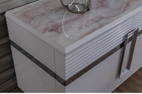 Novità Set da pranzo composto da credenza moderna 3 pezzi e 2 specchi.