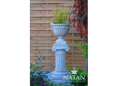 Colonna colonne per decorazione scultura figura statue statua terrazza design giardino