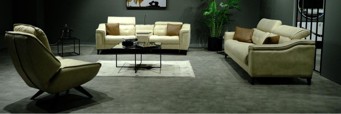 Sedia in pelle beige Soggiorno Poltrona da club Design Singolo Mobile di lusso  Translated into Italian: Sedia in pelle beige Salotto Poltrona da club Design Singolo Mobile di lusso