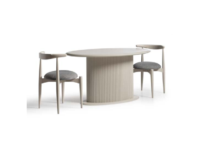 Tavolo da pranzo ovale in legno beige moderno da 140 cm.