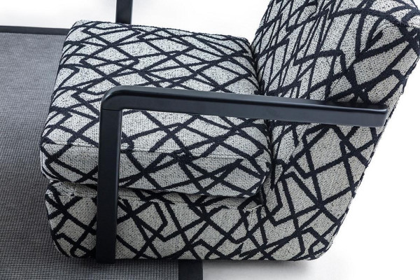 Sedia da salotto grigio-nero designer monoposto di lusso.