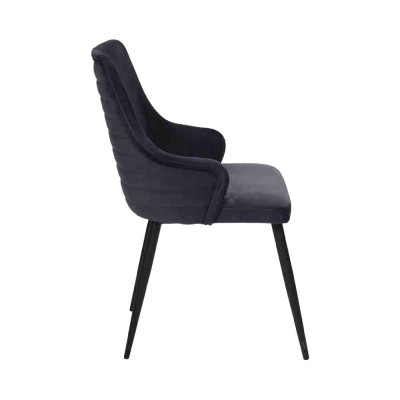 Moderno set di 4 sedie nere da designer di lusso per sala da pranzo.