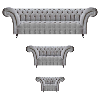 Nuovo set di divani Sofas Couch Polstermöbel Designer Chesterfield per il soggiorno.