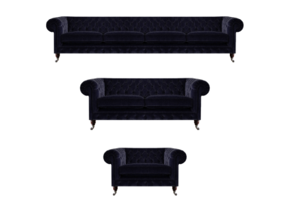 Soggiorno completo blu con divani a quattro posti e divanetti a due posti, poltrona Chesterfield nuova.