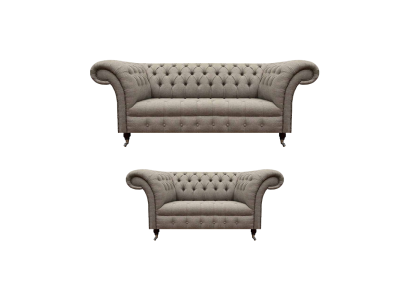 Set da salotto con divano a tre posti e divani a due posti Designer Chesterfield.