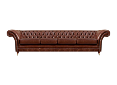 Divano marrone Chesterfield a quattro posti, nuovo arredo per il soggiorno.