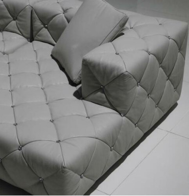 Chesterfield in pelle, divano moderno, divano componibile in pelle, divano angolare, divano.